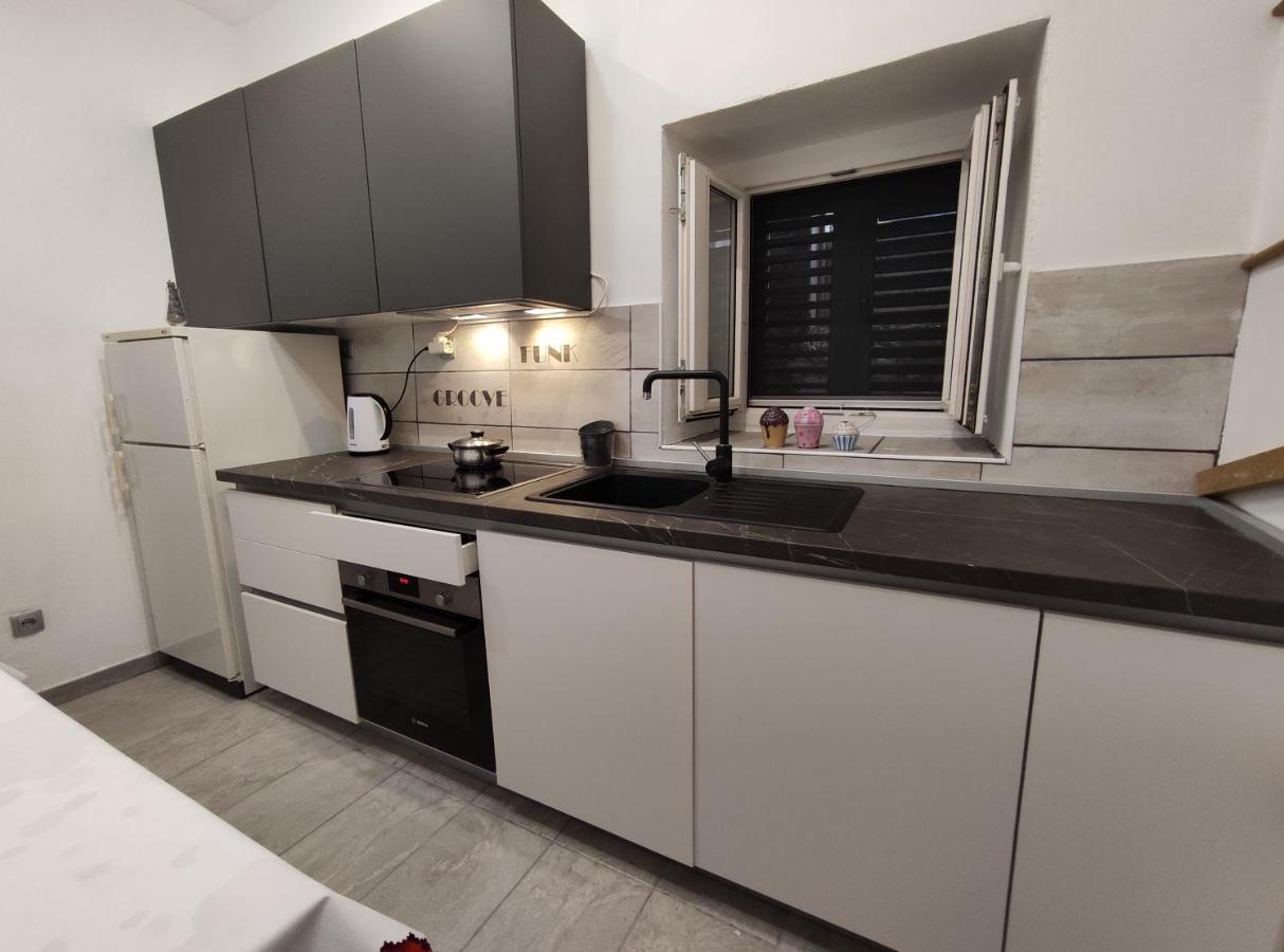 Apartment Tona Sibenik Šibenik Exterior foto